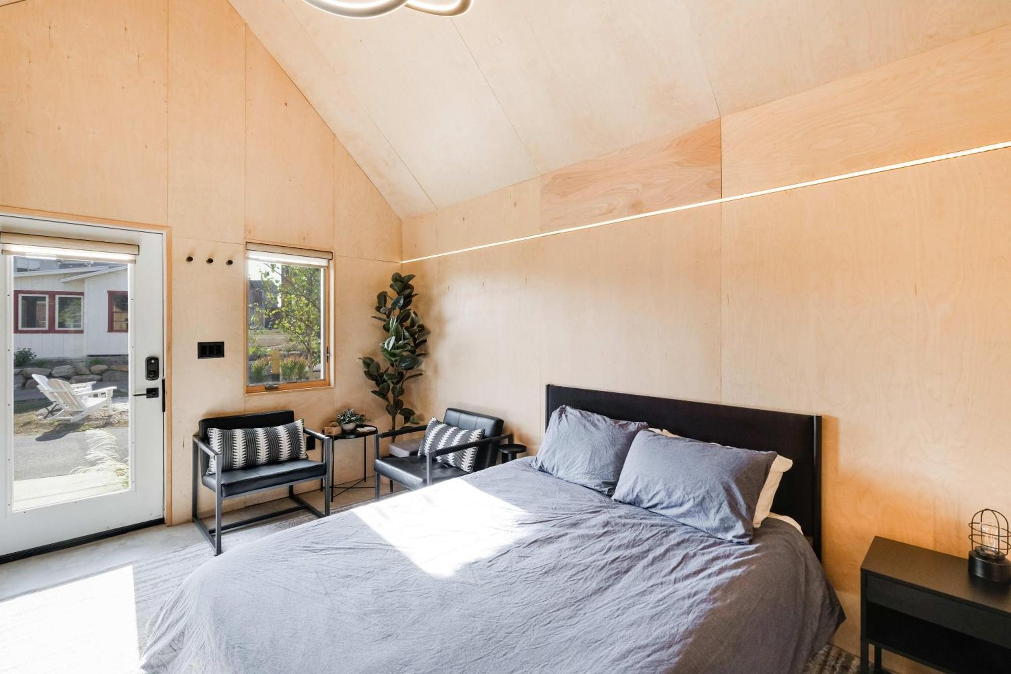 Villa Bunkies- The Hold Ottawa Exterior foto